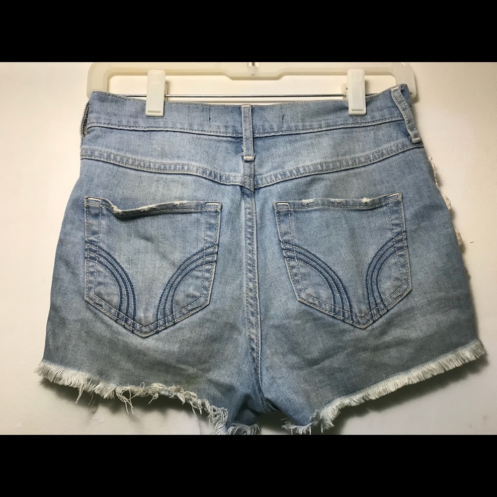 HOLLISTER SHORTS - Picture 3 of 4